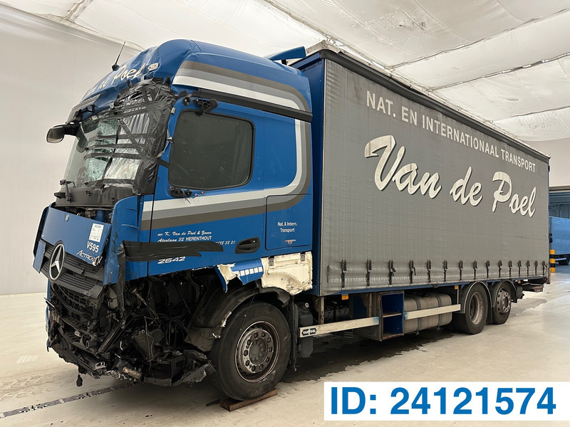 Mercedes-Benz Actros 2642 - 6x2 - Тентованный грузовик: фото 1 Mercedes-Benz Actros 2642 - 6x2 - Тентованный грузовик: фото 1