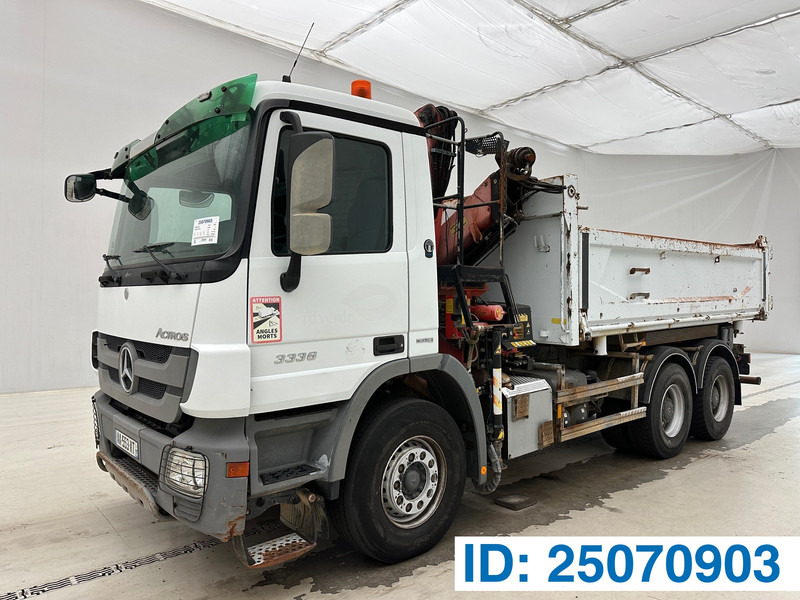 Mercedes-Benz Actros 3336 - 6x4 - Самосвал, Автоманипулятор: фото 1 Mercedes-Benz Actros 3336 - 6x4 - Самосвал, Автоманипулятор: фото 1
