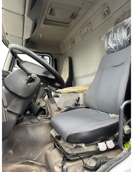 Грузовик-цистерна Renault Premium 320 DXi - 6x2: фото 7