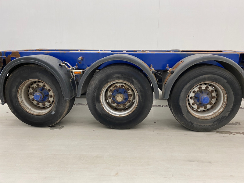 Полуприцеп-контейнеровоз/ Сменный кузов Renders Skelet 20-30-40 ft: фото 12