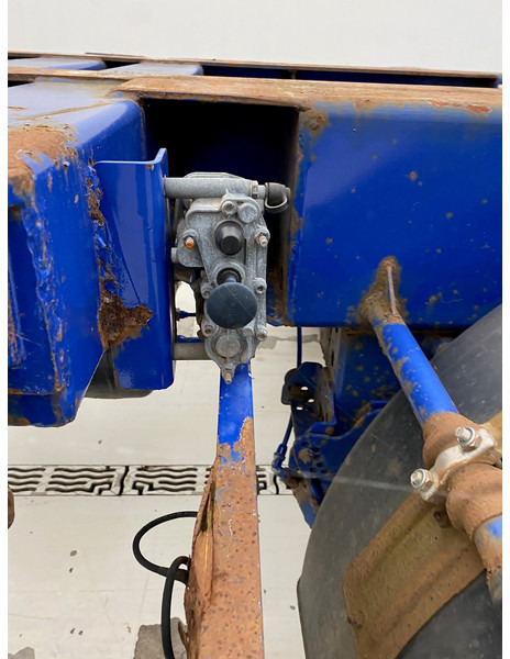 Полуприцеп-контейнеровоз/ Сменный кузов Renders Skelet 20-30-40 ft: фото 10