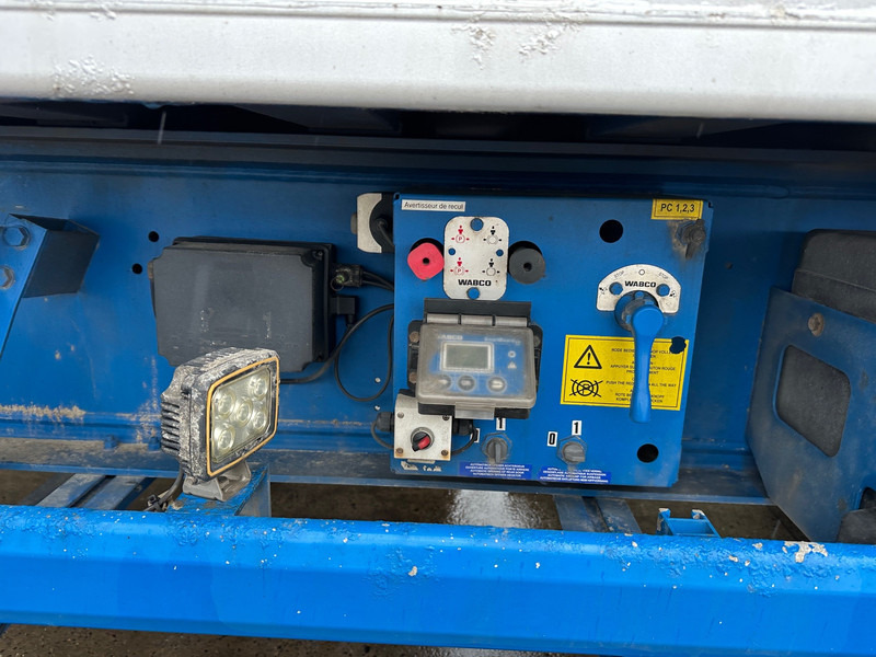 Stas 50 cub in alu - Самосвальный полуприцеп: фото 4 Stas 50 cub in alu - Самосвальный полуприцеп: фото 4