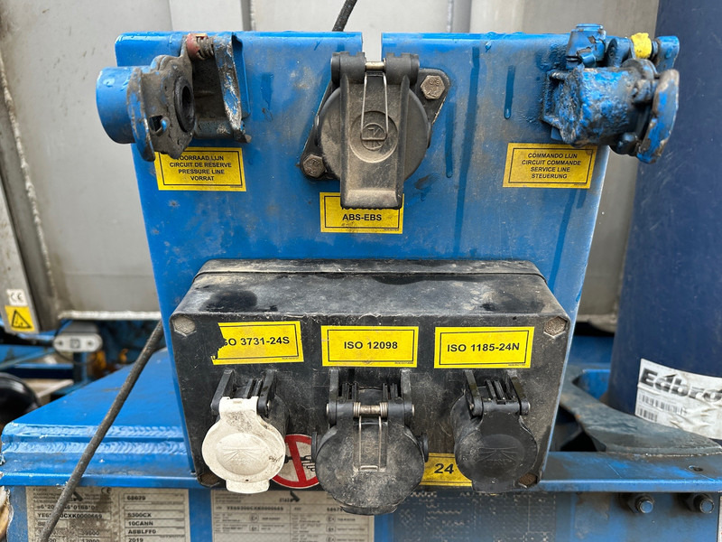 Stas 50 cub in alu - Самосвальный полуприцеп: фото 3 Stas 50 cub in alu - Самосвальный полуприцеп: фото 3