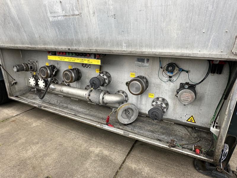 Stokota Tank 39000 L - Полуприцеп-цистерна: фото 5 Stokota Tank 39000 L - Полуприцеп-цистерна: фото 5