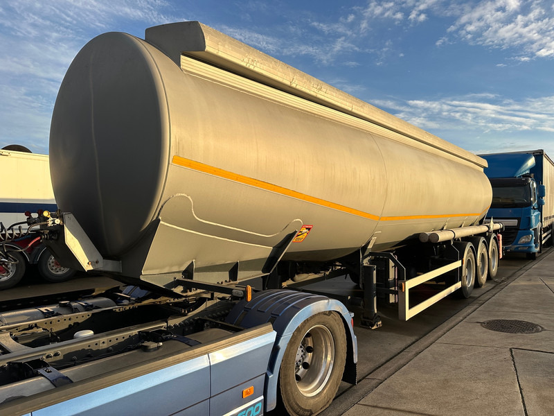 Trailer Tank 39000 L - Полуприцеп-цистерна: фото 4 Trailer Tank 39000 L - Полуприцеп-цистерна: фото 4