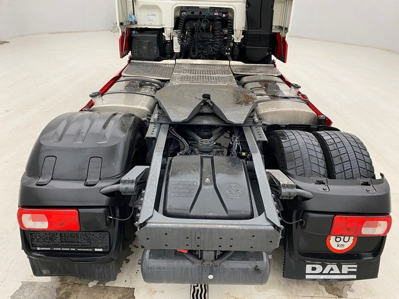 DAF XF105.530 Super Space Cab - Тягач: фото 5 DAF XF105.530 Super Space Cab - Тягач: фото 5