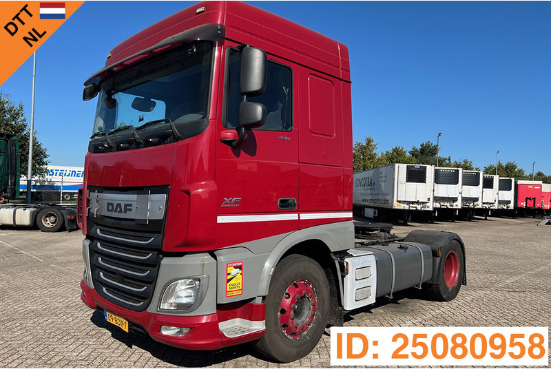 DAF XF106.440 Space Cab - Тягач: фото 1 DAF XF106.440 Space Cab - Тягач: фото 1