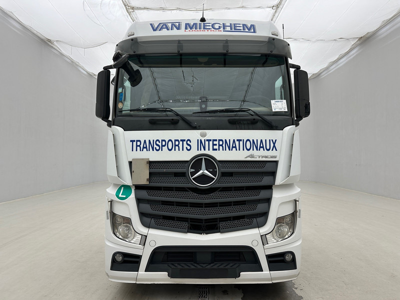 Mercedes-Benz Actros 1842* - Тягач: фото 2 Mercedes-Benz Actros 1842* - Тягач: фото 2