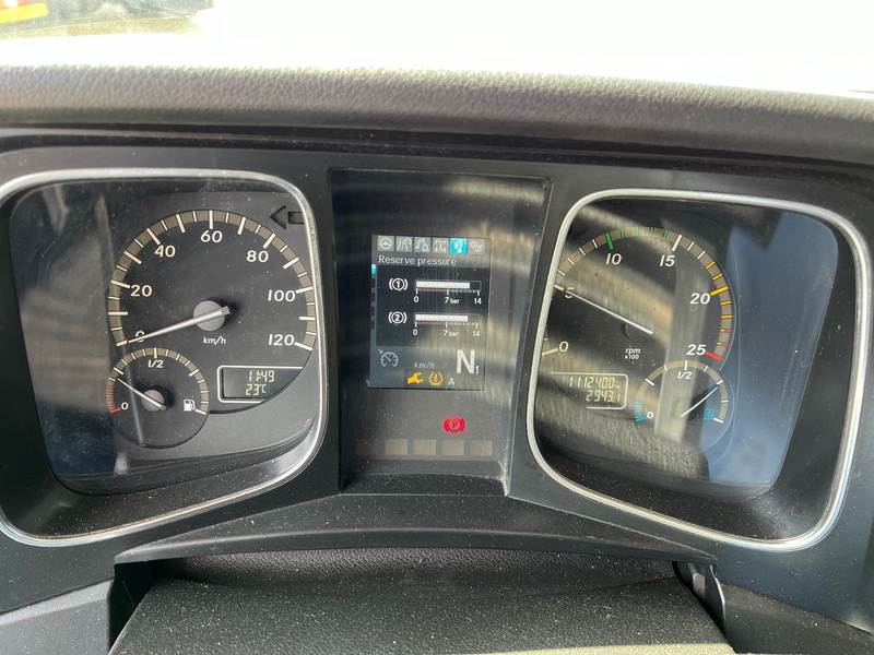 Тягач Mercedes-Benz Actros 1845 BigSpace: фото 8