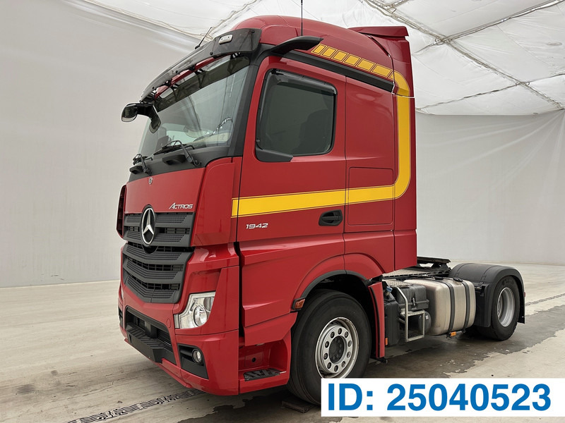 Mercedes-Benz Actros 1942 BigSpace - Тягач: фото 1 Mercedes-Benz Actros 1942 BigSpace - Тягач: фото 1