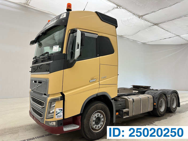 Volvo FH16.750 Globetrotter - 6x4 - Тягач: фото 1 Volvo FH16.750 Globetrotter - 6x4 - Тягач: фото 1