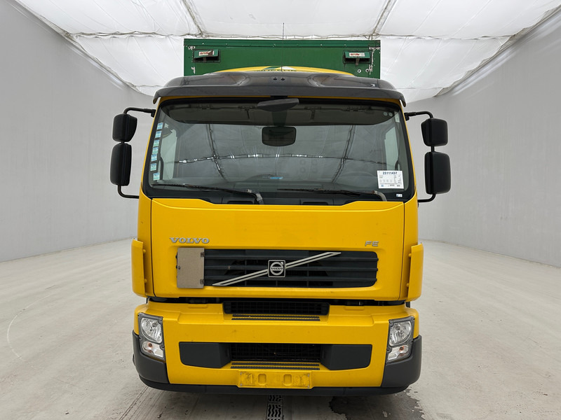 Volvo FE 300 - 6x2 - Грузовик с закрытым кузовом: фото 2 Volvo FE 300 - 6x2 - Грузовик с закрытым кузовом: фото 2
