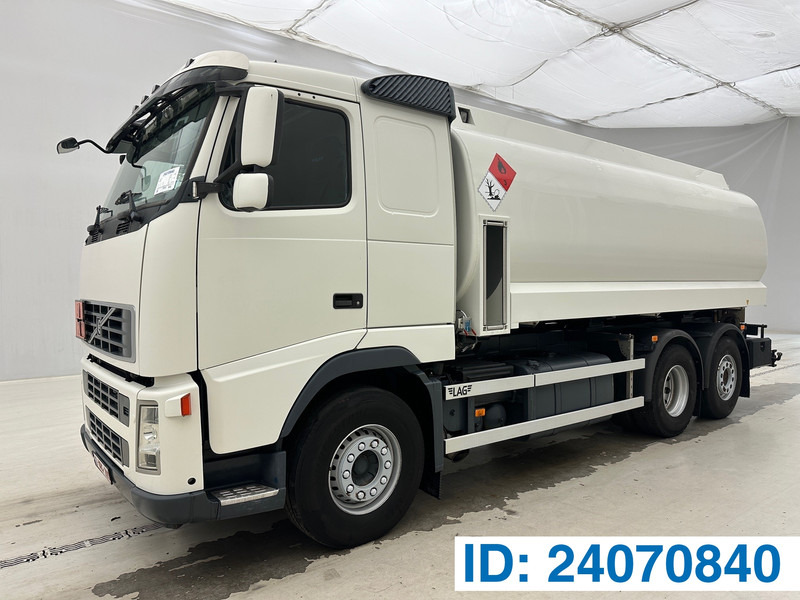 Volvo FH 440 - 6x2* - Грузовик-цистерна: фото 1 Volvo FH 440 - 6x2* - Грузовик-цистерна: фото 1