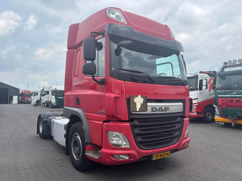 DAF CF 460 Spacecab Euro 6 - Тягач: фото 2 DAF CF 460 Spacecab Euro 6 - Тягач: фото 2