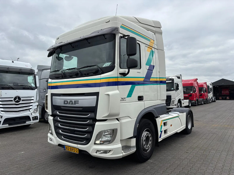 DAF XF 460 Spacecab Euro 6 - Тягач: фото 1 DAF XF 460 Spacecab Euro 6 - Тягач: фото 1