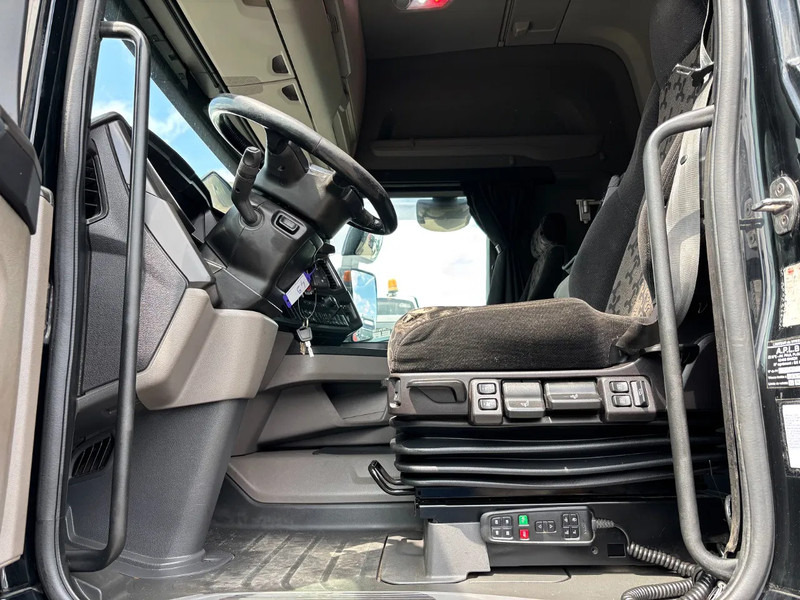 Scania R450 Euro 6 Retarder - Тягач: фото 5 Scania R450 Euro 6 Retarder - Тягач: фото 5