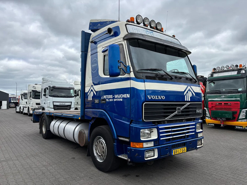 Volvo FH 380 Globetrotter Manual Gearbox - Грузовик-шасси: фото 2 Volvo FH 380 Globetrotter Manual Gearbox - Грузовик-шасси: фото 2