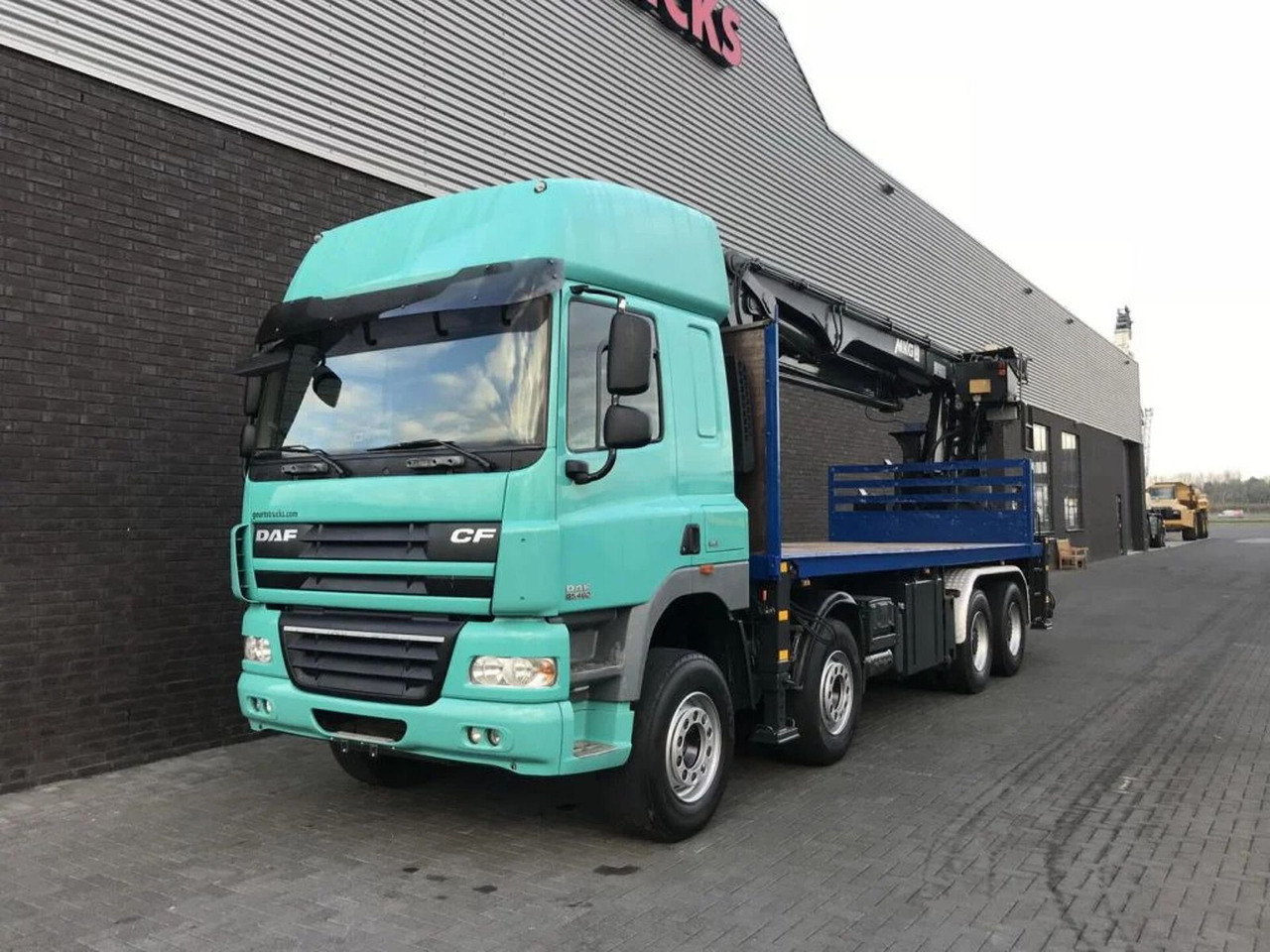 DAF CF 460 8X4 + MKG HMK 401/kran/kraan/Montagekran/ - Автоманипулятор: фото 2 DAF CF 460 8X4 + MKG HMK 401/kran/kraan/Montagekran/ - Автоманипулятор: фото 2