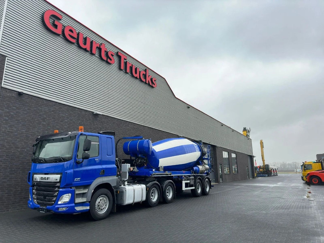 DAF CF 510 6X4 + DE BUF ST2 2-ASSIGE 10M3 CONCRETE M - Автобетоносмеситель: фото 2 DAF CF 510 6X4 + DE BUF ST2 2-ASSIGE 10M3 CONCRETE M - Автобетоносмеситель: фото 2