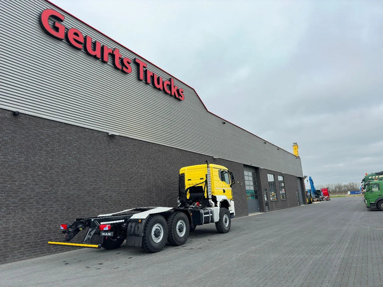 MAN TGS 33.540 6X6 BB CH HEAVY DUTY CHASSIS CABINE/N - Грузовик-шасси: фото 5 MAN TGS 33.540 6X6 BB CH HEAVY DUTY CHASSIS CABINE/N - Грузовик-шасси: фото 5