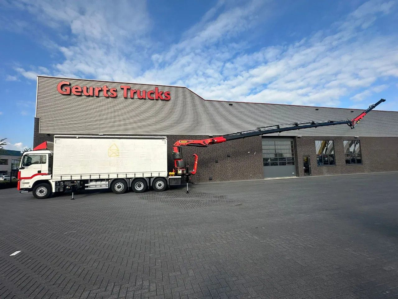 MAN TGS 35.470 8X2 SCHUIFZEIL MET PALFINGER PK37.002 - Автоманипулятор: фото 4 MAN TGS 35.470 8X2 SCHUIFZEIL MET PALFINGER PK37.002 - Автоманипулятор: фото 4
