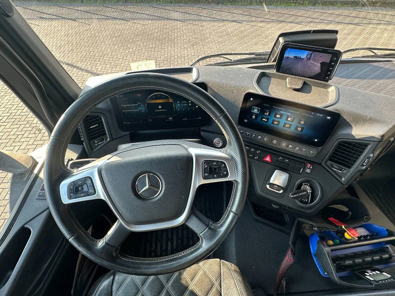 Тросовый мультилифт, Автоманипулятор Mercedes-Benz Arocs 3253 L ENA 8X2/4 HMF2820 KRAAN / KRAN/ CRANE MET TF.324 KABELSYSTEEM / SEILGERATE / CABLE SYSTEM: фото 15 Тросовый мультилифт, Автоманипулятор Mercedes-Benz Arocs 3253 L ENA 8X2/4 HMF2820 KRAAN / KRAN/ CRANE MET TF.324 KABELSYSTEEM / SEILGERATE / CABLE SYSTEM: фото 15