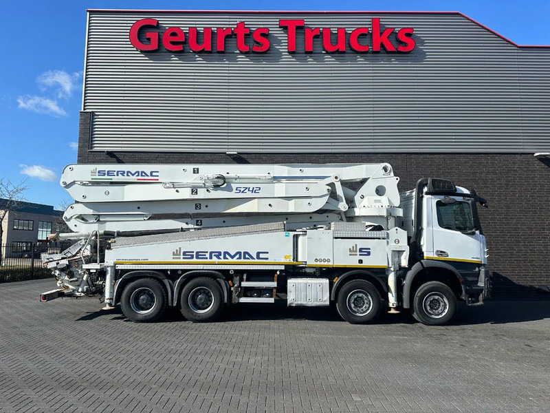 Mercedes-Benz Arocs 4451 8X4 + SERMAC 5Z42 BETONPOMP/BETONPUMPE/CONCRETE PUMP - Автобетононасос: фото 4 Mercedes-Benz Arocs 4451 8X4 + SERMAC 5Z42 BETONPOMP/BETONPUMPE/CONCRETE PUMP - Автобетононасос: фото 4