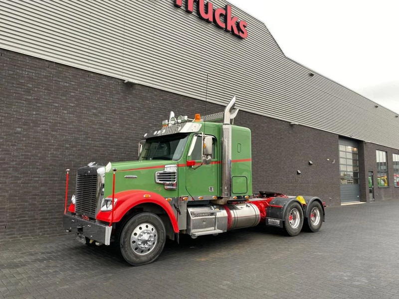 Freightliner CORONADA 6X4 EURO 6 TREKKER/TRACTOR/SATTELZUGMASCHINE/SHOWTRUCK - Тягач: фото 2 Freightliner CORONADA 6X4 EURO 6 TREKKER/TRACTOR/SATTELZUGMASCHINE/SHOWTRUCK - Тягач: фото 2