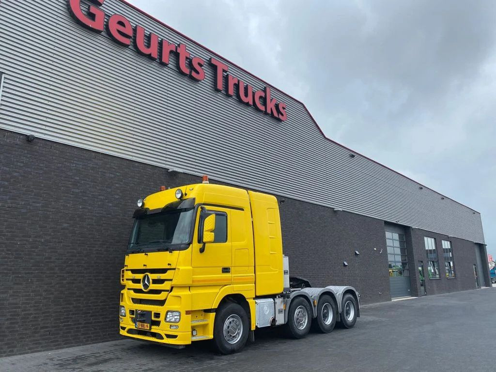 Mercedes-Benz Actros 4165 V8 8X4 SLT TITAN HEAVY DUTY TRACTOR - Тягач: фото 2 Mercedes-Benz Actros 4165 V8 8X4 SLT TITAN HEAVY DUTY TRACTOR - Тягач: фото 2