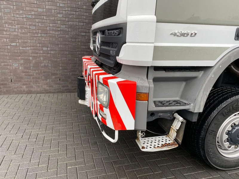 Тягач Mercedes-Benz Actros 4360 V8 8X6 V8 SLT TITAN HEAVY DUTY TRACTOR 250 TON: фото 8 Тягач Mercedes-Benz Actros 4360 V8 8X6 V8 SLT TITAN HEAVY DUTY TRACTOR 250 TON: фото 8