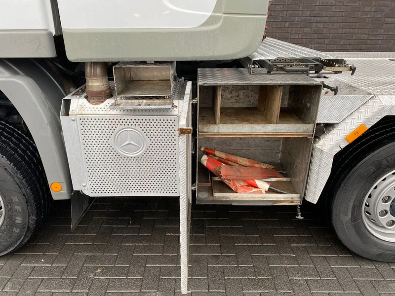 Тягач Mercedes-Benz Actros 4360 V8 8X6 V8 SLT TITAN HEAVY DUTY TRACTOR 250 TON: фото 13 Тягач Mercedes-Benz Actros 4360 V8 8X6 V8 SLT TITAN HEAVY DUTY TRACTOR 250 TON: фото 13