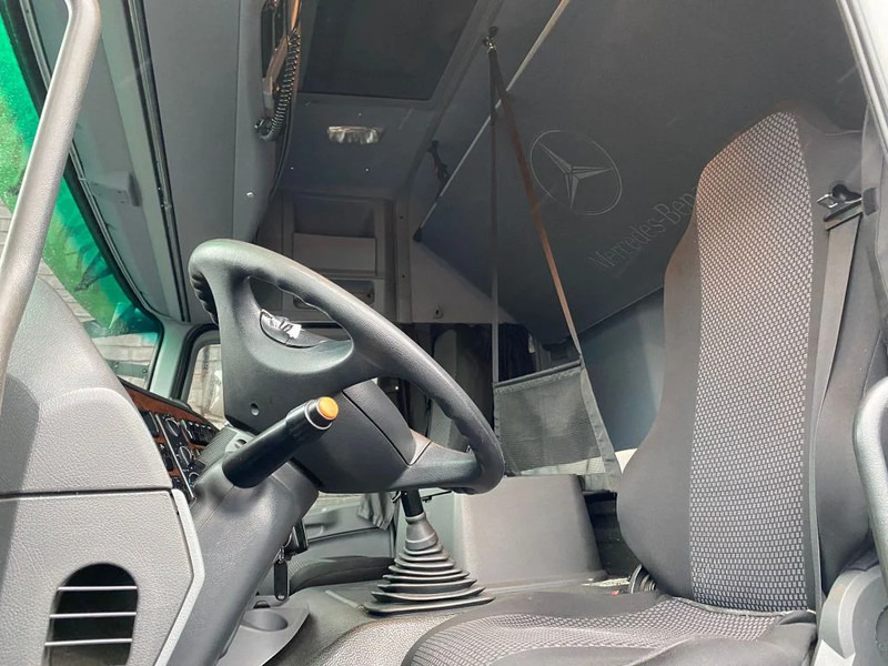 Тягач Mercedes-Benz Actros 4360 V8 8X6 V8 SLT TITAN HEAVY DUTY TRACTOR 250 TON: фото 15 Тягач Mercedes-Benz Actros 4360 V8 8X6 V8 SLT TITAN HEAVY DUTY TRACTOR 250 TON: фото 15