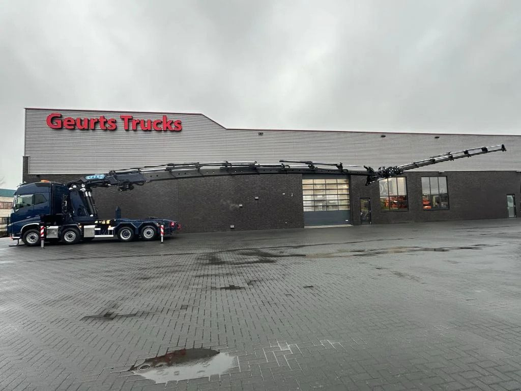 Volvo FH 16.650 8X2 + EFFER 1855/8S + JIB 6S HEAVY DUT - Автоманипулятор, Тягач: фото 3 Volvo FH 16.650 8X2 + EFFER 1855/8S + JIB 6S HEAVY DUT - Автоманипулятор, Тягач: фото 3