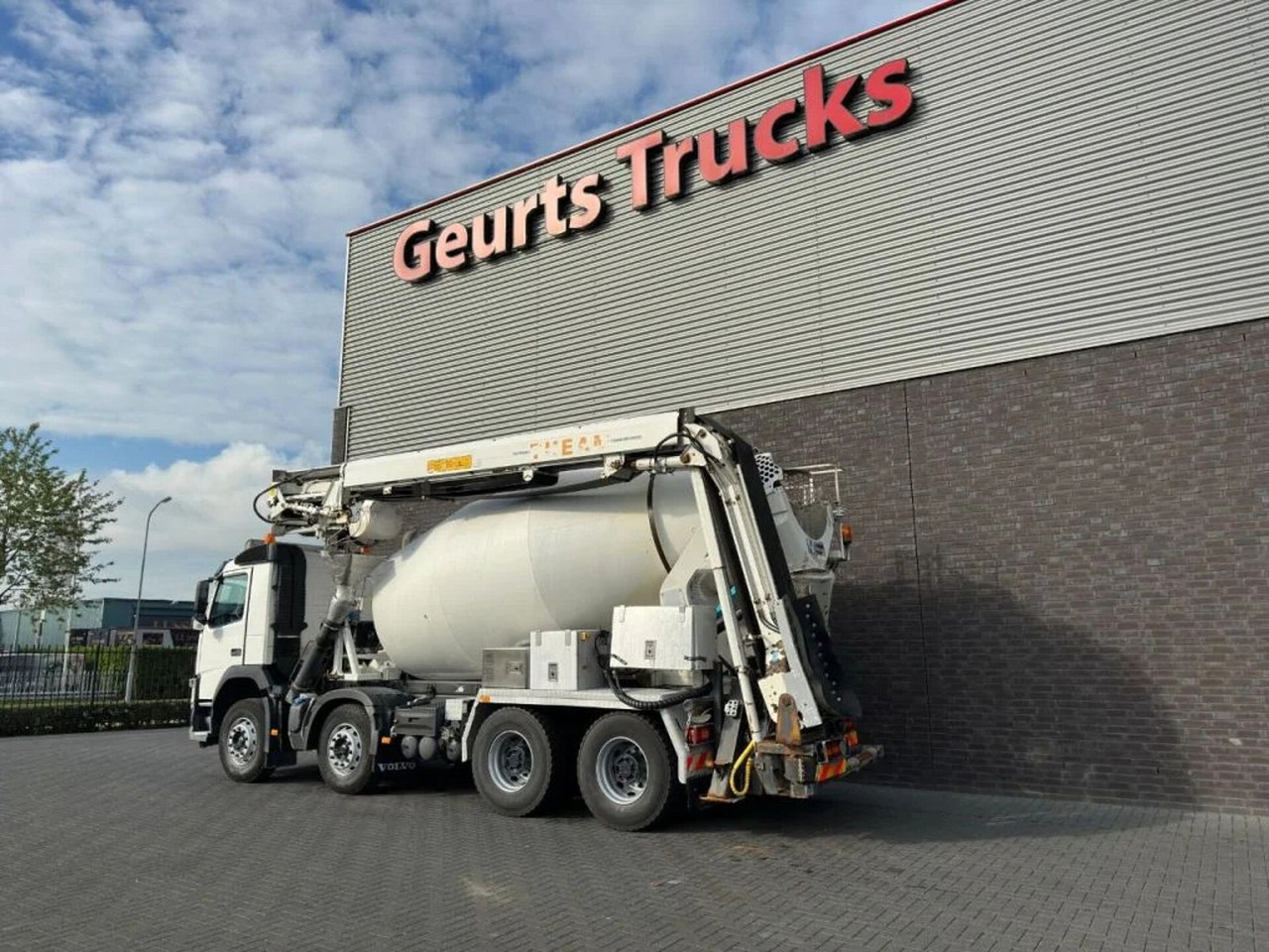 Volvo FM 410 8X4 + STETTER 9 M3 MIXER/MISCHER + THEAM - Автобетоносмеситель: фото 3 Volvo FM 410 8X4 + STETTER 9 M3 MIXER/MISCHER + THEAM - Автобетоносмеситель: фото 3