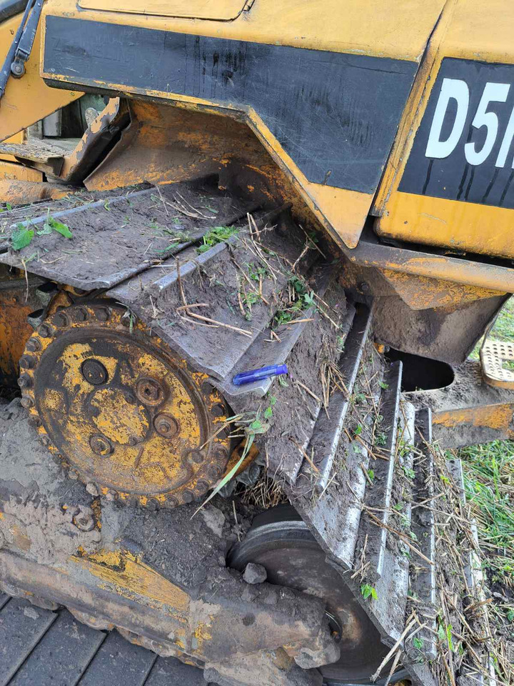 CATERPILLAR D5 M - Бульдозер: фото 4 CATERPILLAR D5 M - Бульдозер: фото 4