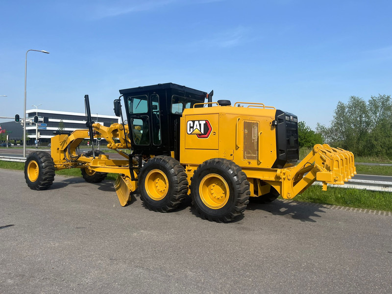 Caterpillar 140GC - Push block / Ripper / New Tires - Грейдер: фото 2 Caterpillar 140GC - Push block / Ripper / New Tires - Грейдер: фото 2