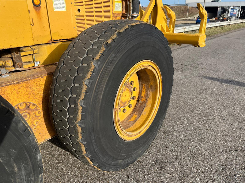 Грейдер Caterpillar 160H: фото 10