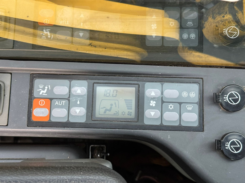 Гусеничный экскаватор Caterpillar 319DL: фото 20