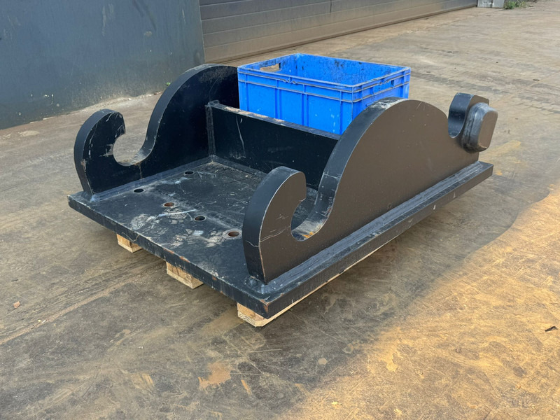Caterpillar Caterpillar Plate CW70 - Сцепное устройство: фото 3 Caterpillar Caterpillar Plate CW70 - Сцепное устройство: фото 3