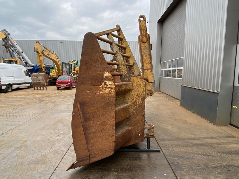 Caterpillar D9U Blade - Отвал: фото 5 Caterpillar D9U Blade - Отвал: фото 5