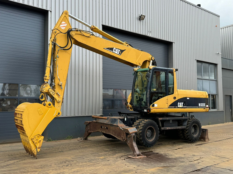Caterpillar M322C - Hydraulic stabilizers / VA Triple boom / CE-certified, - Колёсный экскаватор: фото 2 Caterpillar M322C - Hydraulic stabilizers / VA Triple boom / CE-certified, - Колёсный экскаватор: фото 2