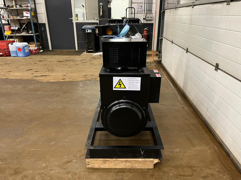 Giga power 37.5 KVA Open set - LT-W30GF - Электрогенератор: фото 5 Giga power 37.5 KVA Open set - LT-W30GF - Электрогенератор: фото 5