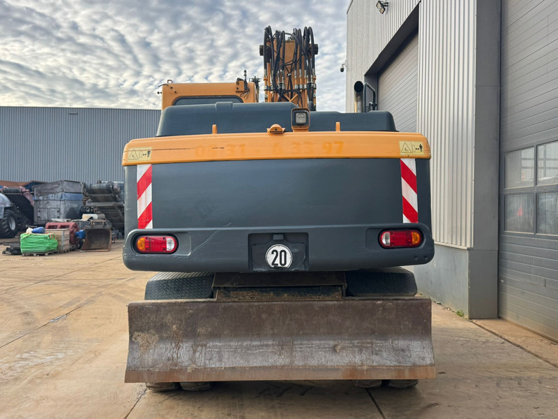 Hyundai Robex 180W-9A - Колёсный экскаватор: фото 4 Hyundai Robex 180W-9A - Колёсный экскаватор: фото 4