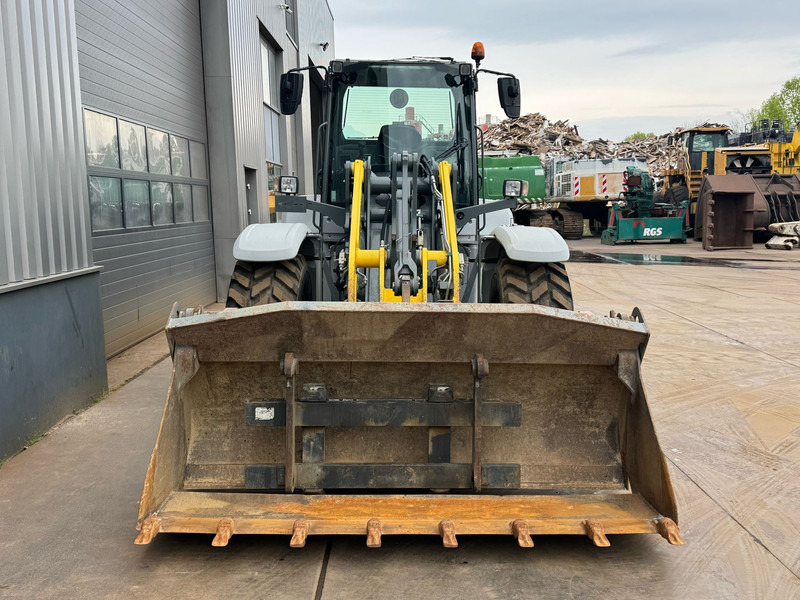 Kramer 8155 / Forks / bucket в лизинг Kramer 8155 / Forks / bucket: фото 8