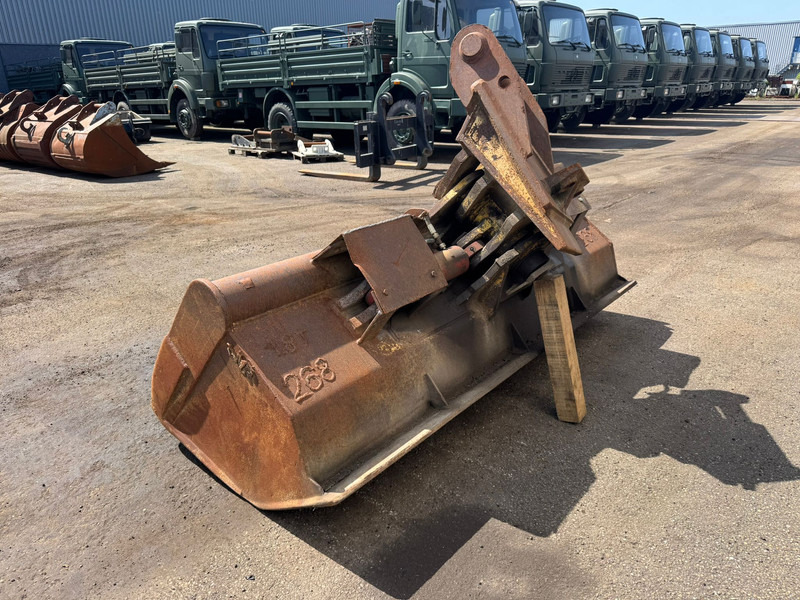 Lehnhoff Tilting Bucket ngt4-2400 Lehnhoff MS25 - Ковш: фото 4 Lehnhoff Tilting Bucket ngt4-2400 Lehnhoff MS25 - Ковш: фото 4