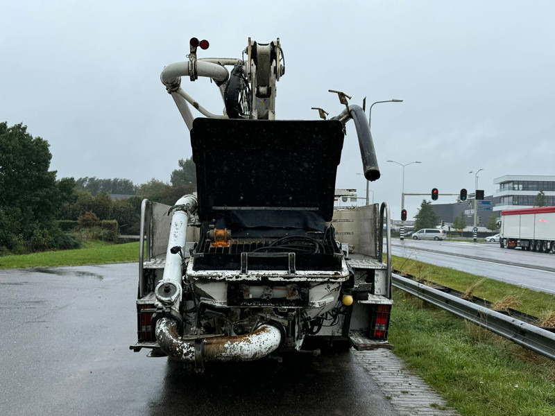 MAN TGA 26.360 6x4 with Putzmeister BSF24-4.16 24m Concrete Pump - Автобетононасос: фото 4 MAN TGA 26.360 6x4 with Putzmeister BSF24-4.16 24m Concrete Pump - Автобетононасос: фото 4