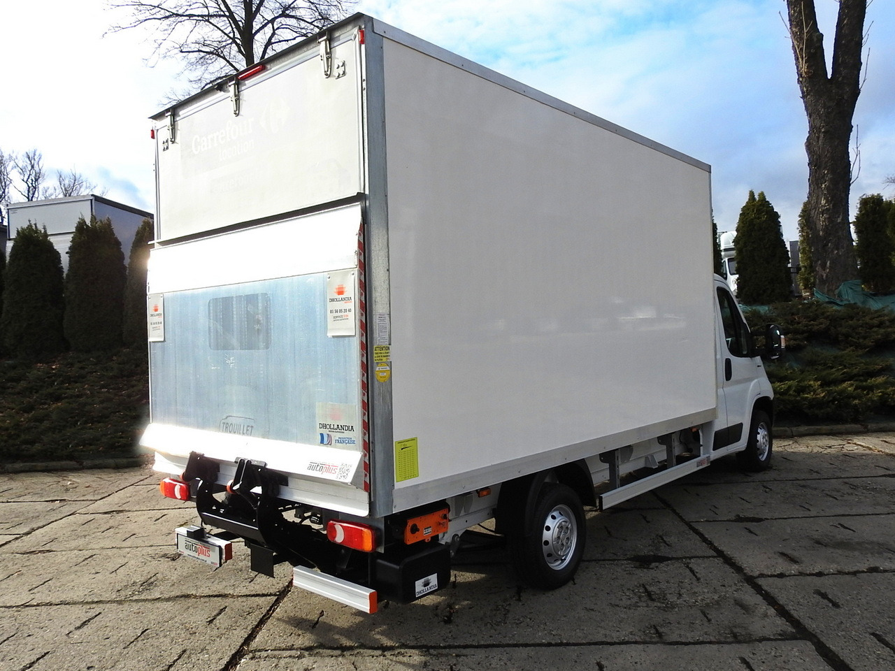 FIAT DUCATO BOX LIFT 8 PALLETS CRUISE CONTROL NAVIGATION AIR CONDITIONING LED LIGHTS 130HP - Фургон с закрытым кузовом: фото 3 FIAT DUCATO BOX LIFT 8 PALLETS CRUISE CONTROL NAVIGATION AIR CONDITIONING LED LIGHTS 130HP - Фургон с закрытым кузовом: фото 3