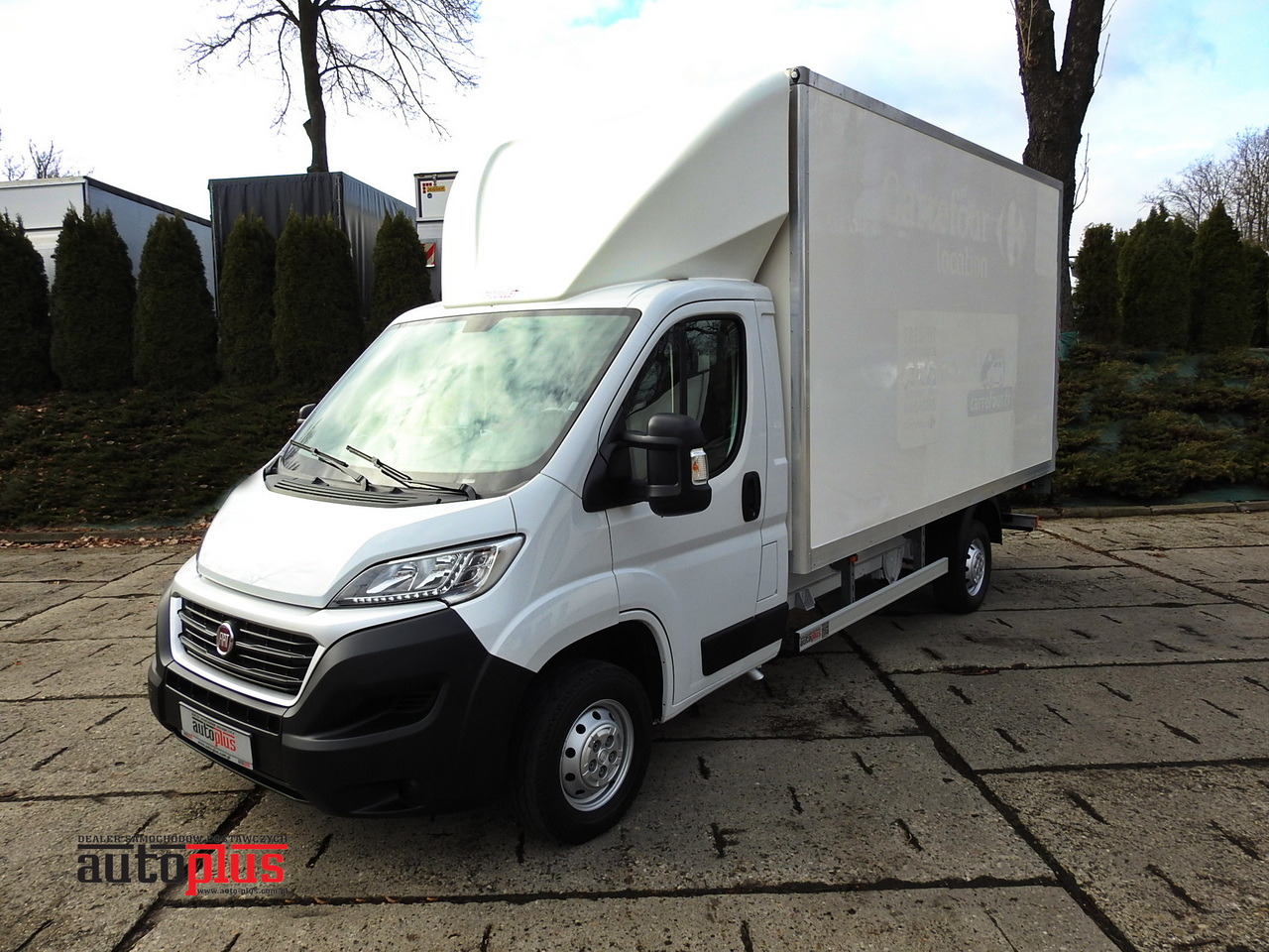 FIAT DUCATO BOX LIFT 8 PALLETS CRUISE CONTROL NAVIGATION AIR CONDITIONING LED LIGHTS 130HP - Фургон с закрытым кузовом: фото 1 FIAT DUCATO BOX LIFT 8 PALLETS CRUISE CONTROL NAVIGATION AIR CONDITIONING LED LIGHTS 130HP - Фургон с закрытым кузовом: фото 1