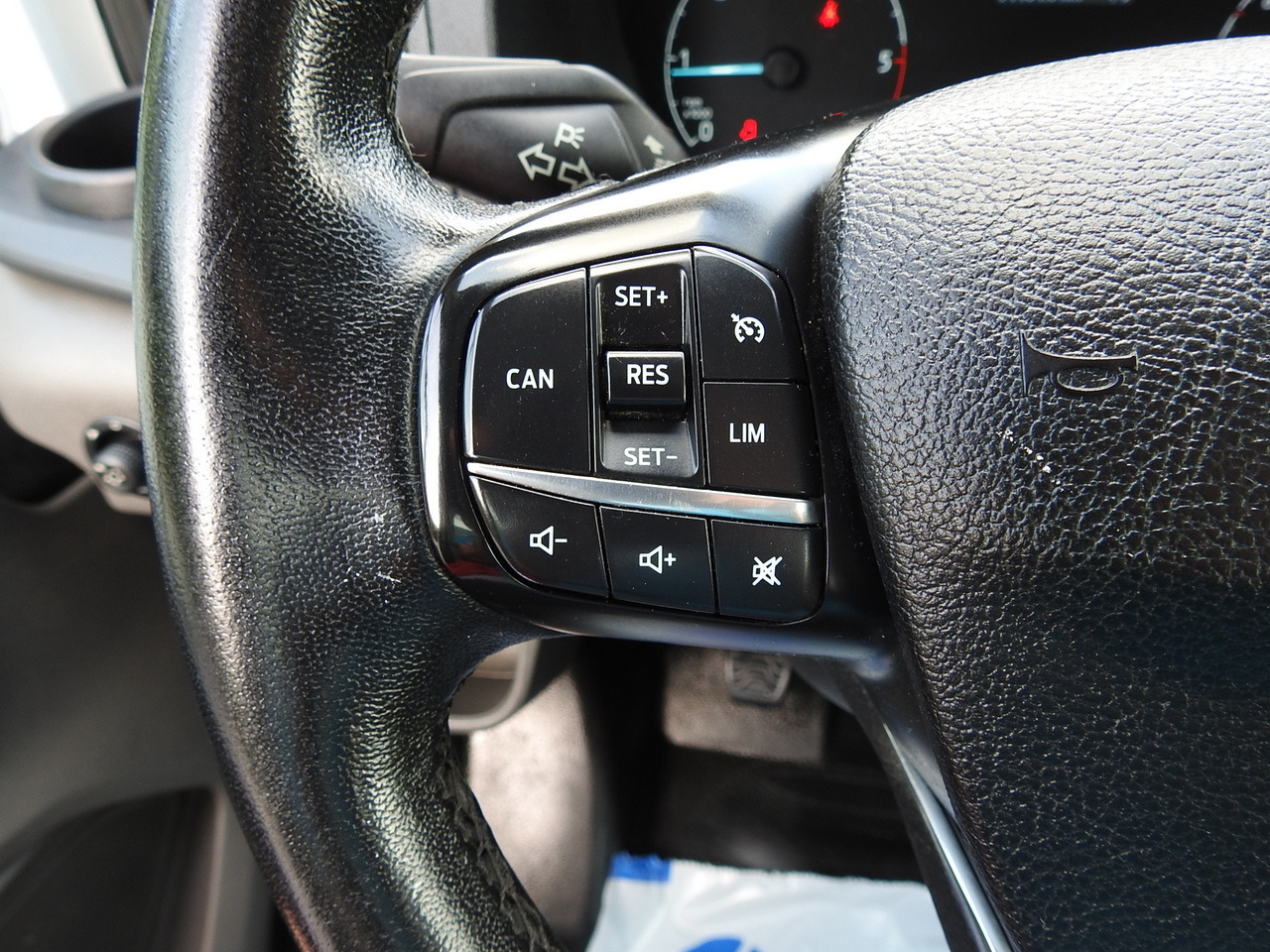 Малотоннажный самосвал FORD TRANSIT TIPPER CRUISE CONTROL AIR CONDITIONING TWIN WHEELS  170HP: фото 31