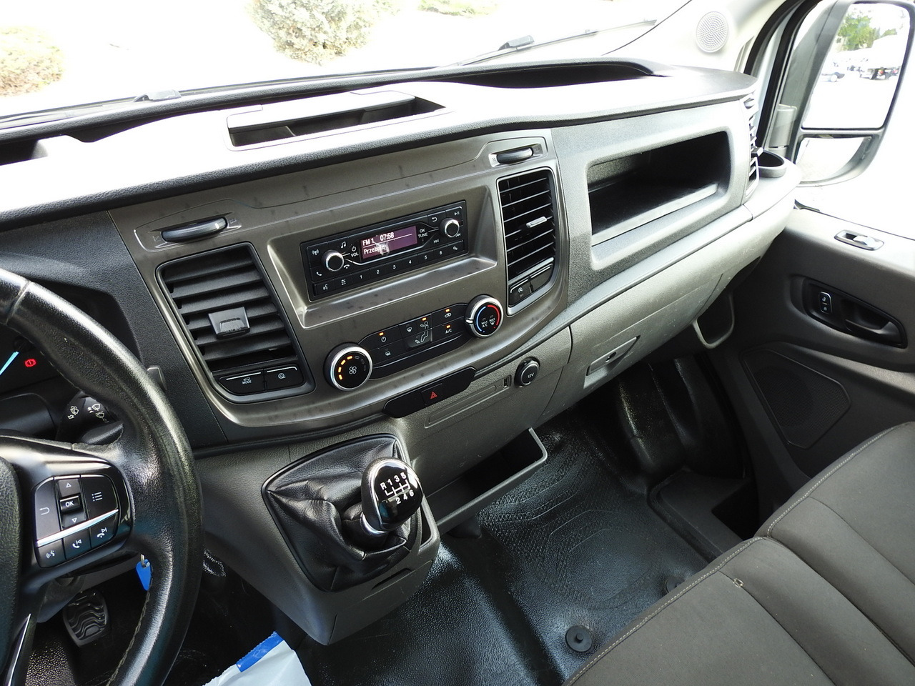 Малотоннажный самосвал FORD TRANSIT TIPPER CRUISE CONTROL AIR CONDITIONING TWIN WHEELS  170HP: фото 33